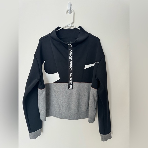 Nike Colorblock Pullover - Picture 1 of 8